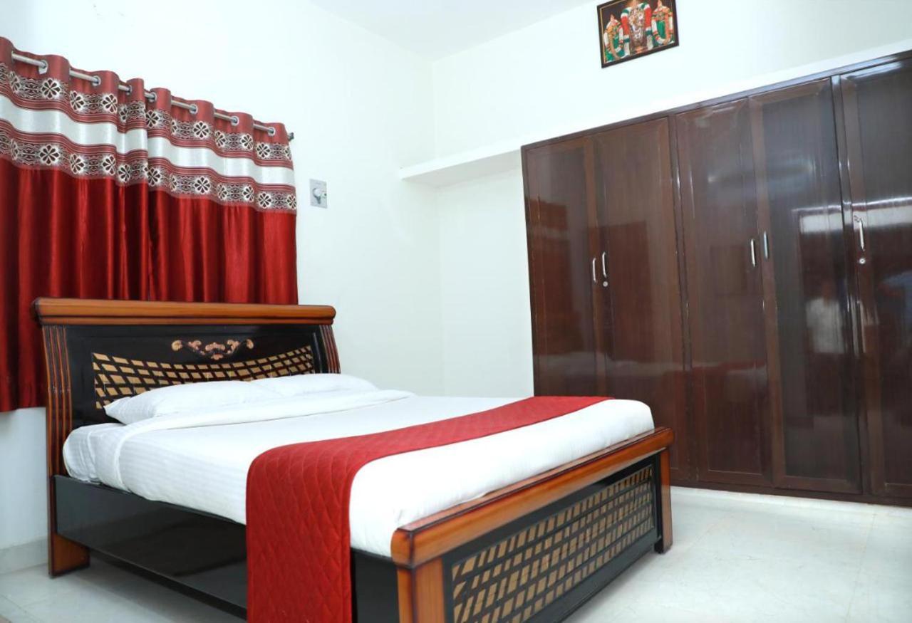 Truelife Homestays - Alamelu Avenue - Fully Furnished Ac 2Bhk Apartments In Tirupati - Walkable To Restaurants & Super Market - Fast Wifi - Kitchen - Easy Access To Airport, Railway Station, Sri Padmavathi & Tirumala Temple Dış mekan fotoğraf